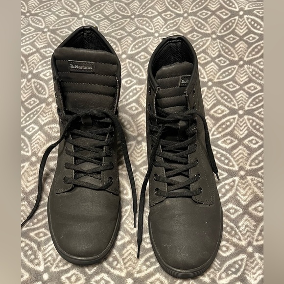 Doc Martin Boots - Picture 1 of 6